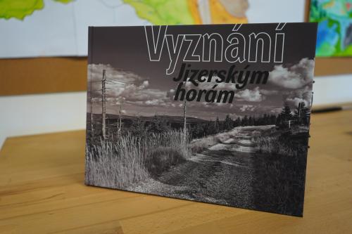 Beseda s&nbsp;autory knihy "Vyznání Jizerským horám" 8.4.2025 1